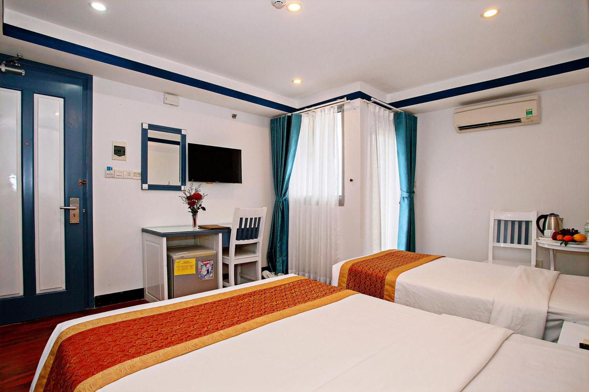 Hotel Golden Rain 2 4*
